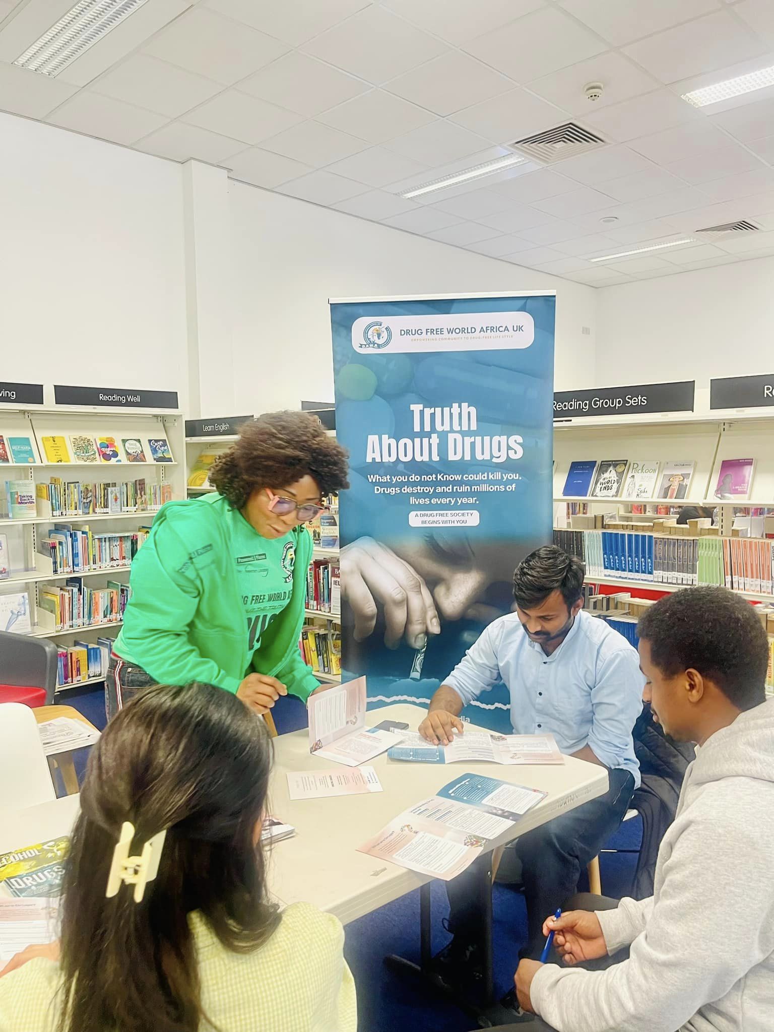 Team exercies promotes sharing ideas against drug abuse 